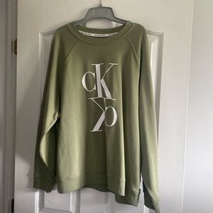 CK sweatshirt